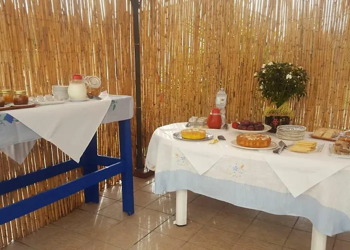 Le Vele Nocleg ze śniadaniem 3*